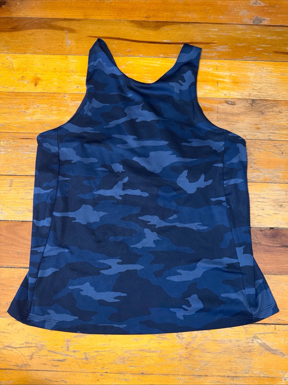 Athleta Blue Camouflage Racerback Tank Activewear Sz M (no padding) - Picture 3 of 7